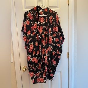 **SOLD** Floral Print Half Sleeve Chiffon Kimono